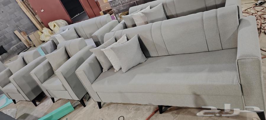 السعر 1100 طقم كنب جديد جاهز 5 قطع ل 11 شخص من يحتاجه يمكنه64519285888003110