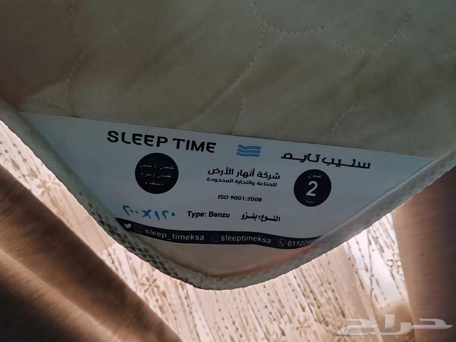 Double bed, almost new, used only 3 times64519666934531112