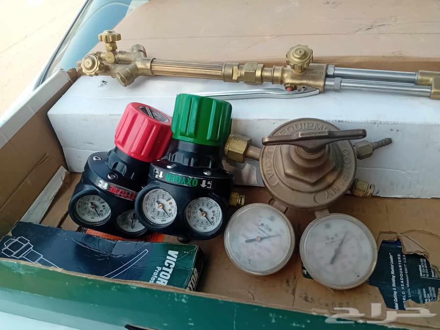 Complete Victor welding set and welding machine64521040644226113