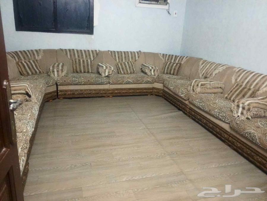 U-shaped sofa for sale due to moving64519243646595111