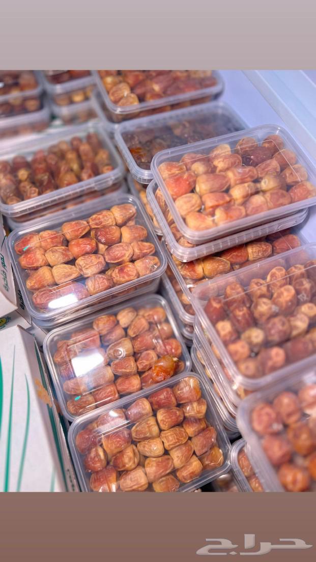 تمر فاخر للبيع64526592947585112