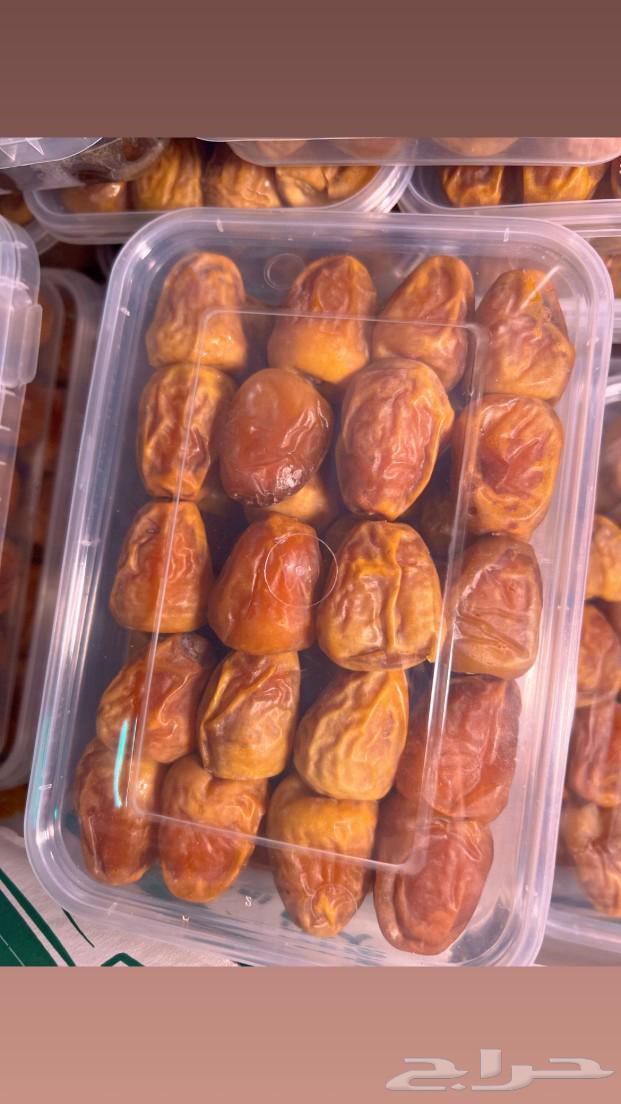 تمر فاخر للبيع64526592947585111