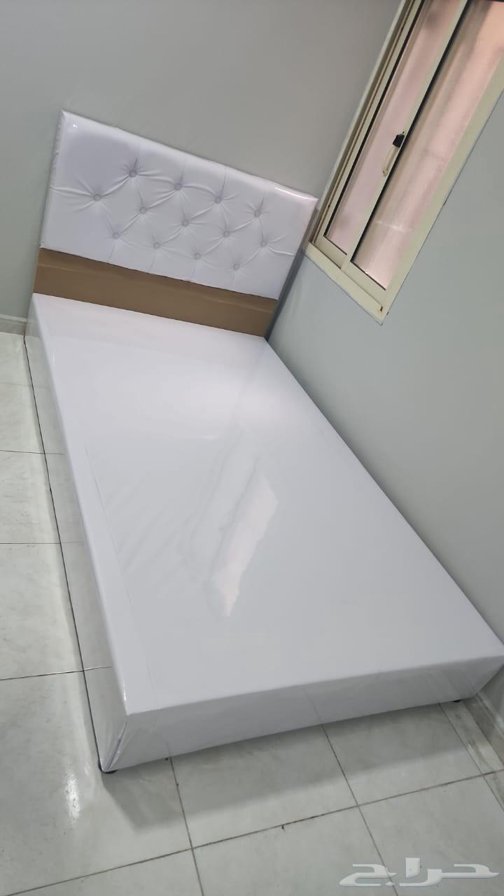 Beds and Mattresses64519483592577112