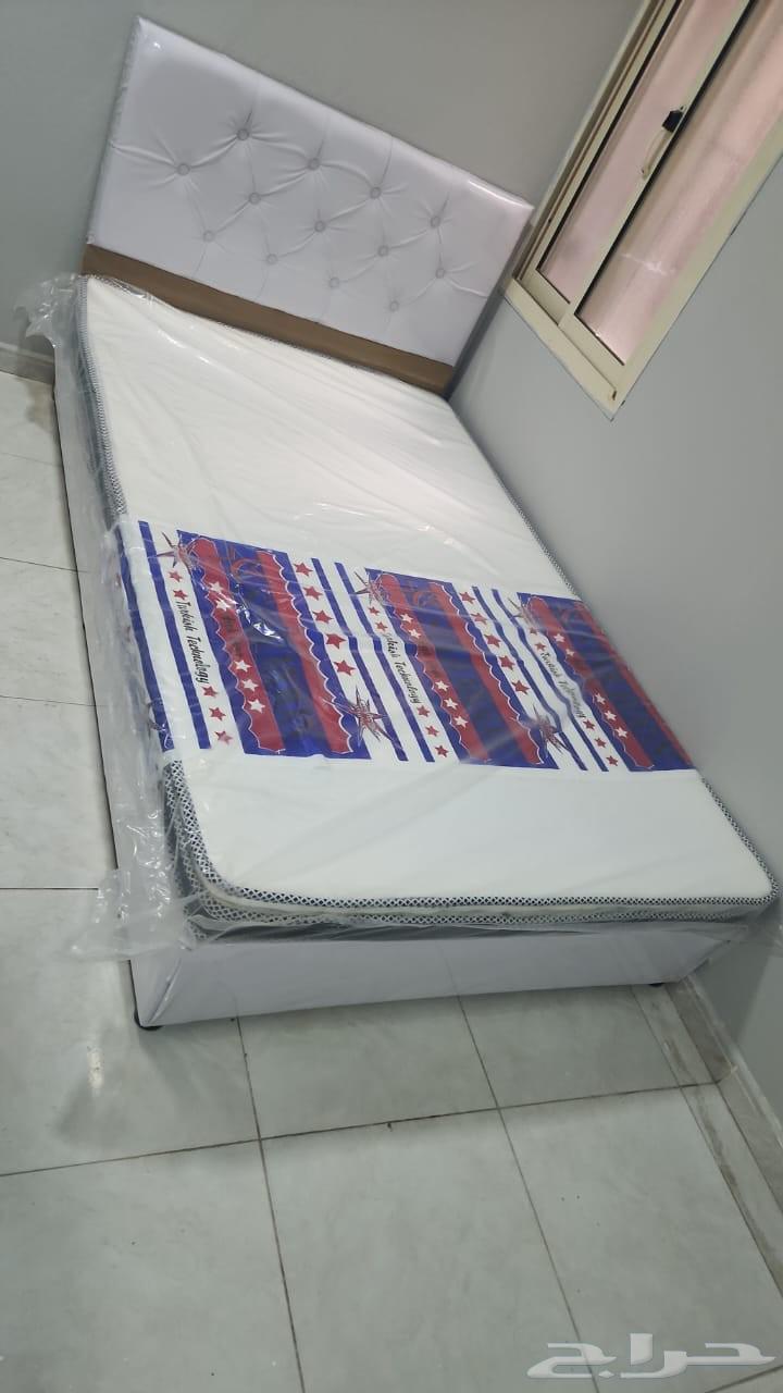 Beds and Mattresses64519483592577111