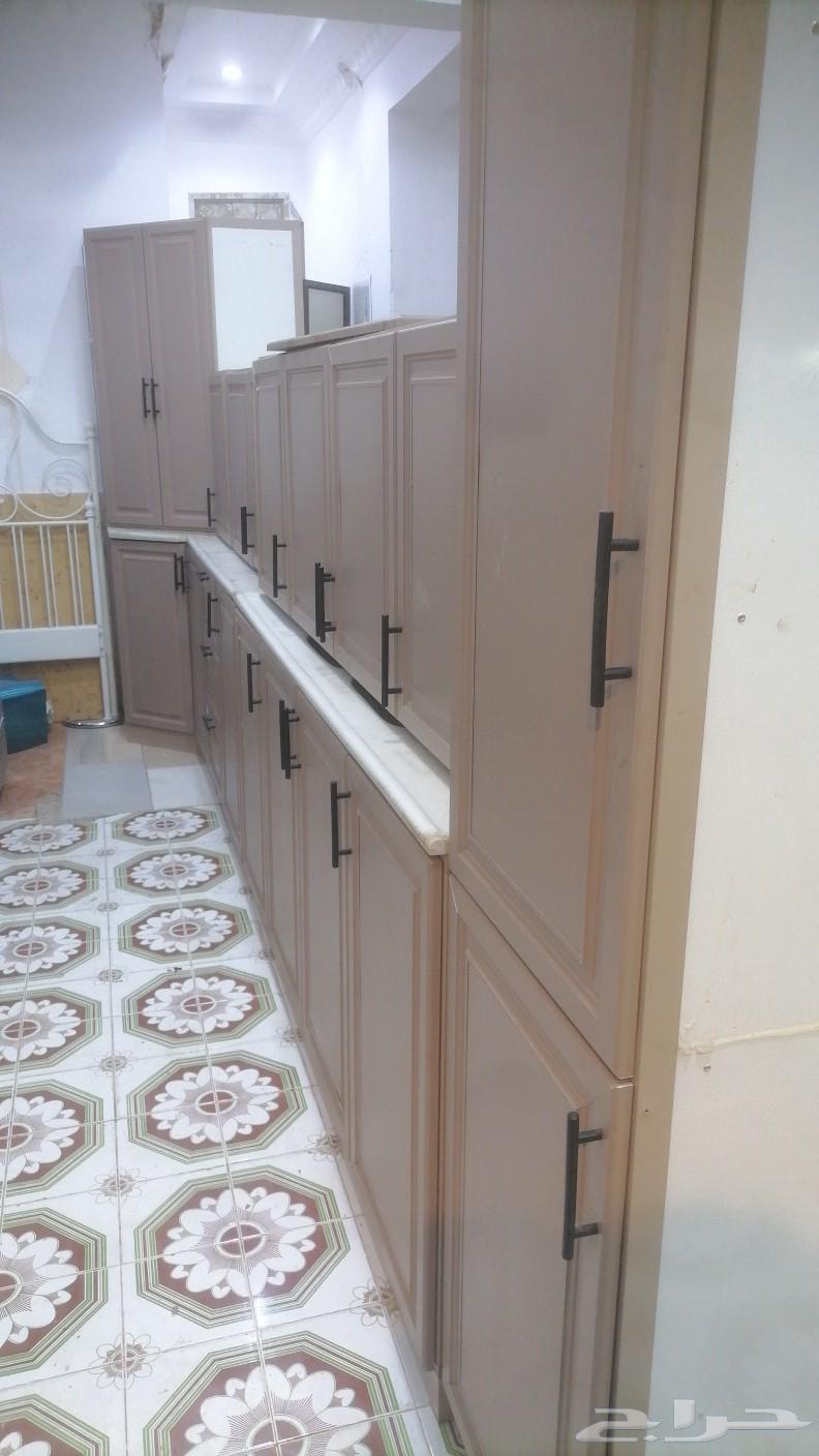 يتوفر لدينا مطابخ مستخدم شبه جديد64526425815427111