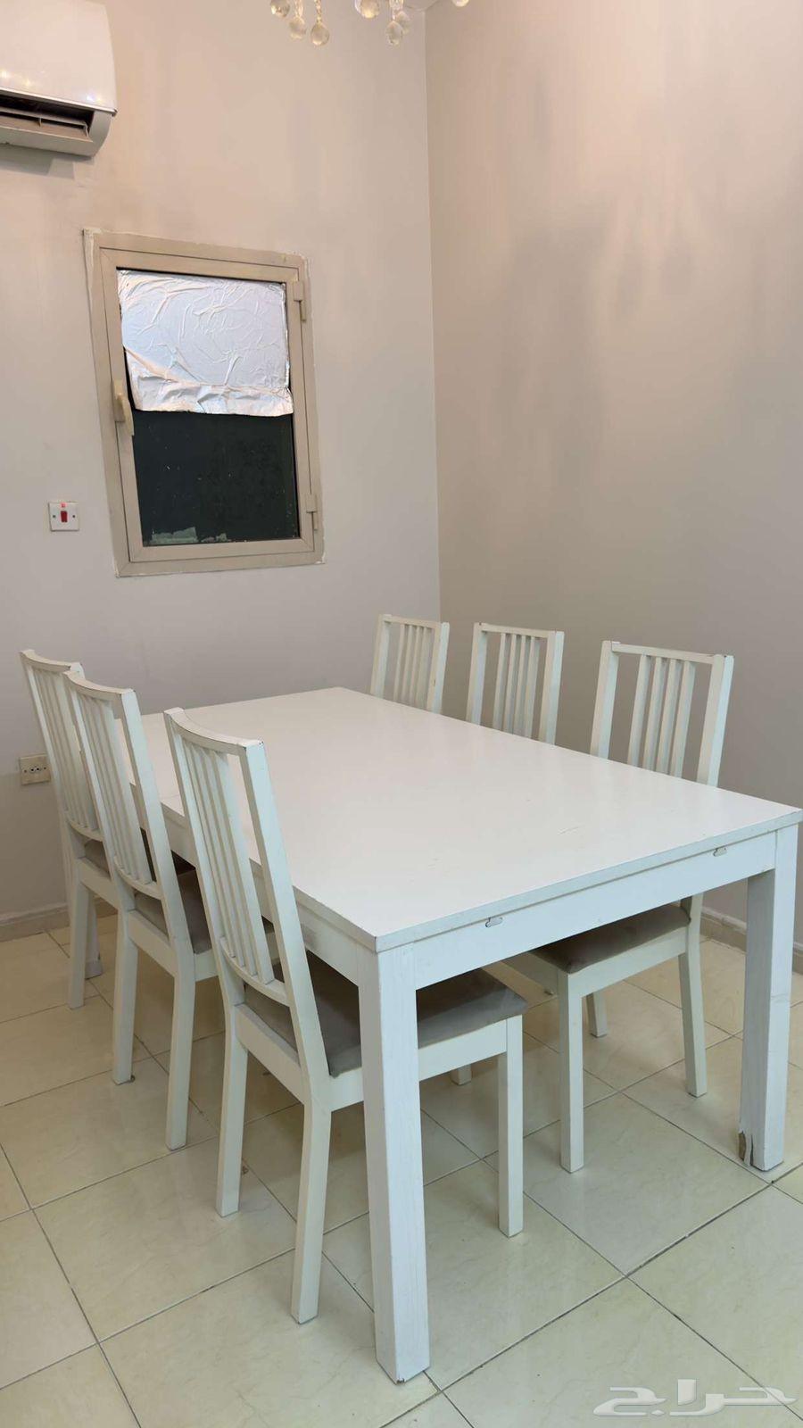 IKEA dining table64521766319489110