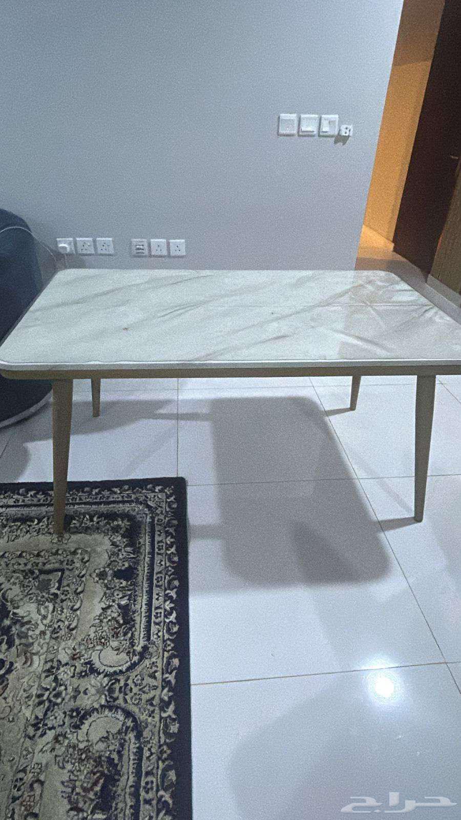 Dining table64523725038339112