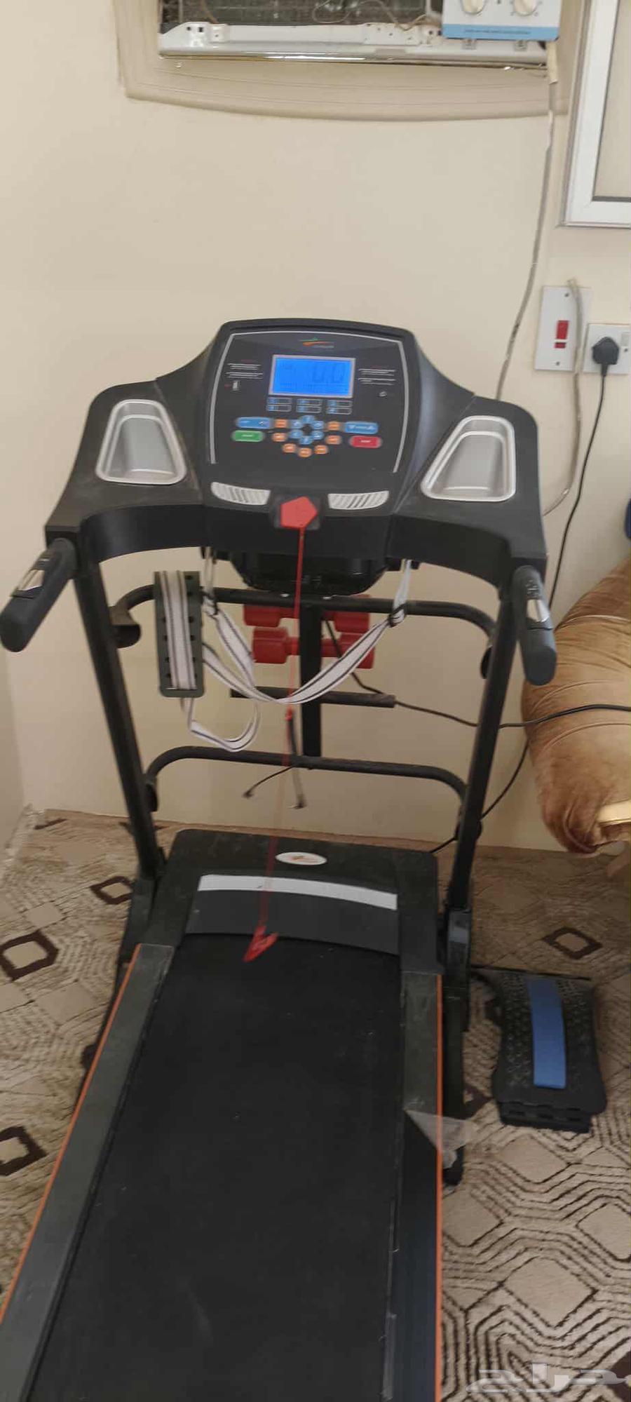 Treadmill and children's car for sale for final exit64526870794242114