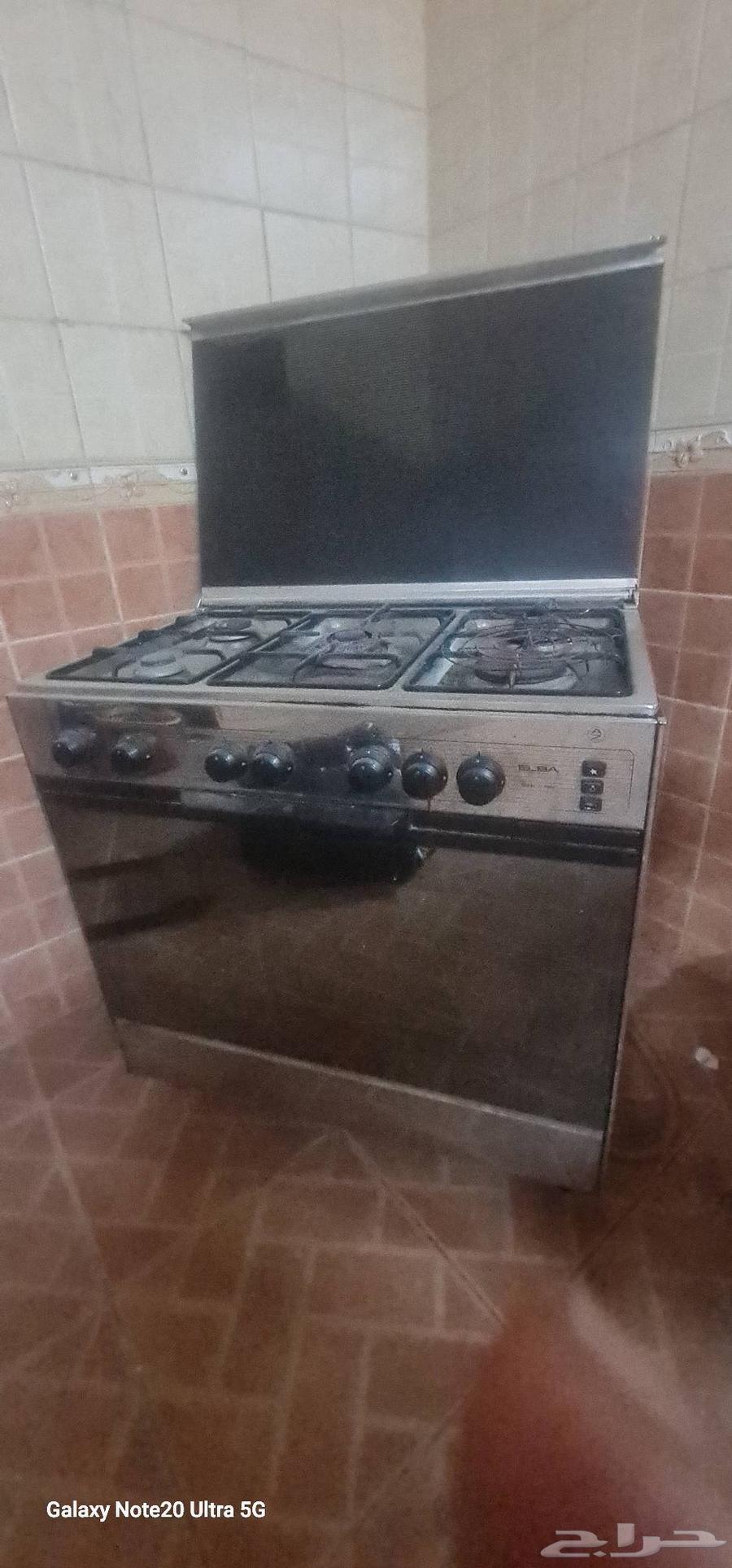 Italian stove for home use in good condition64520656713347110
