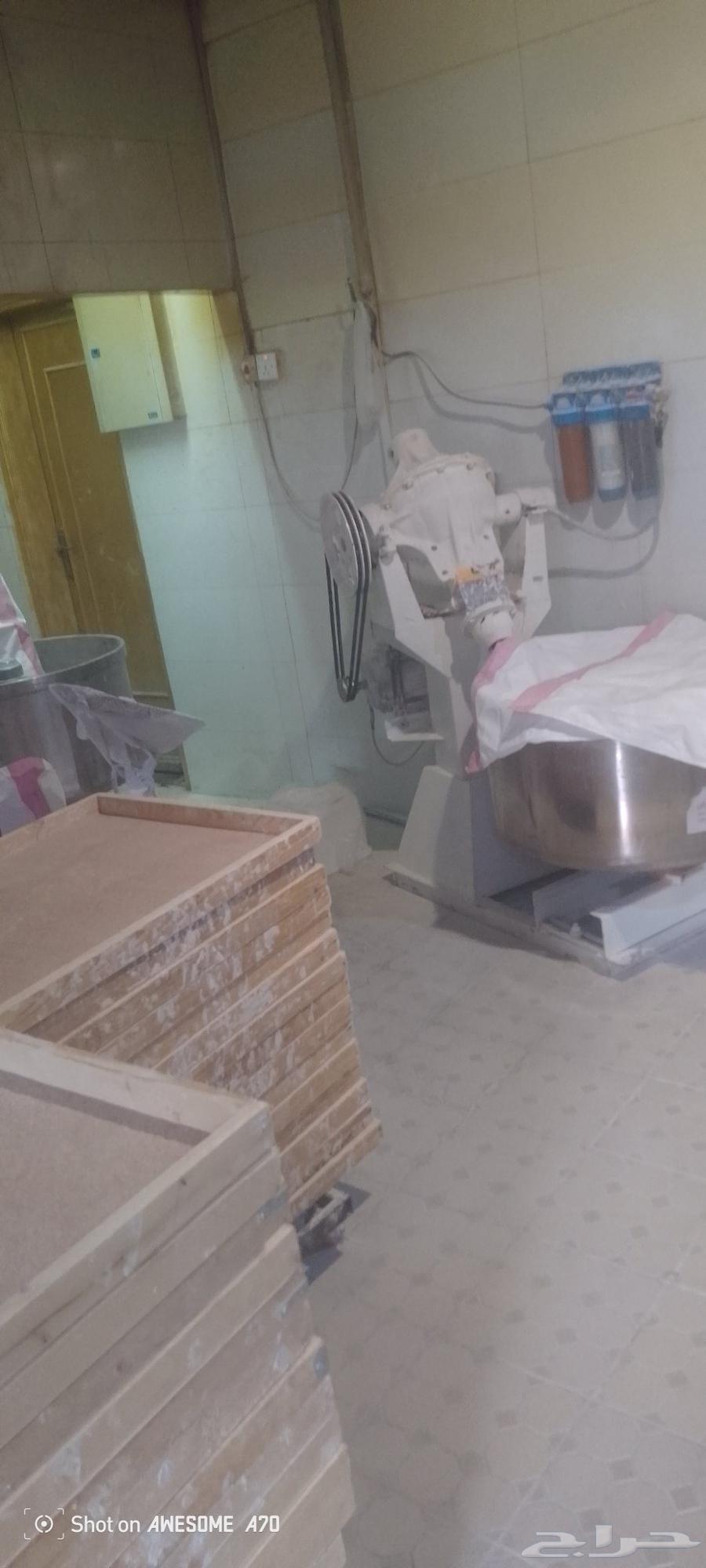 معدات مخبز مصري كامل بحاله جيده64522921716611111