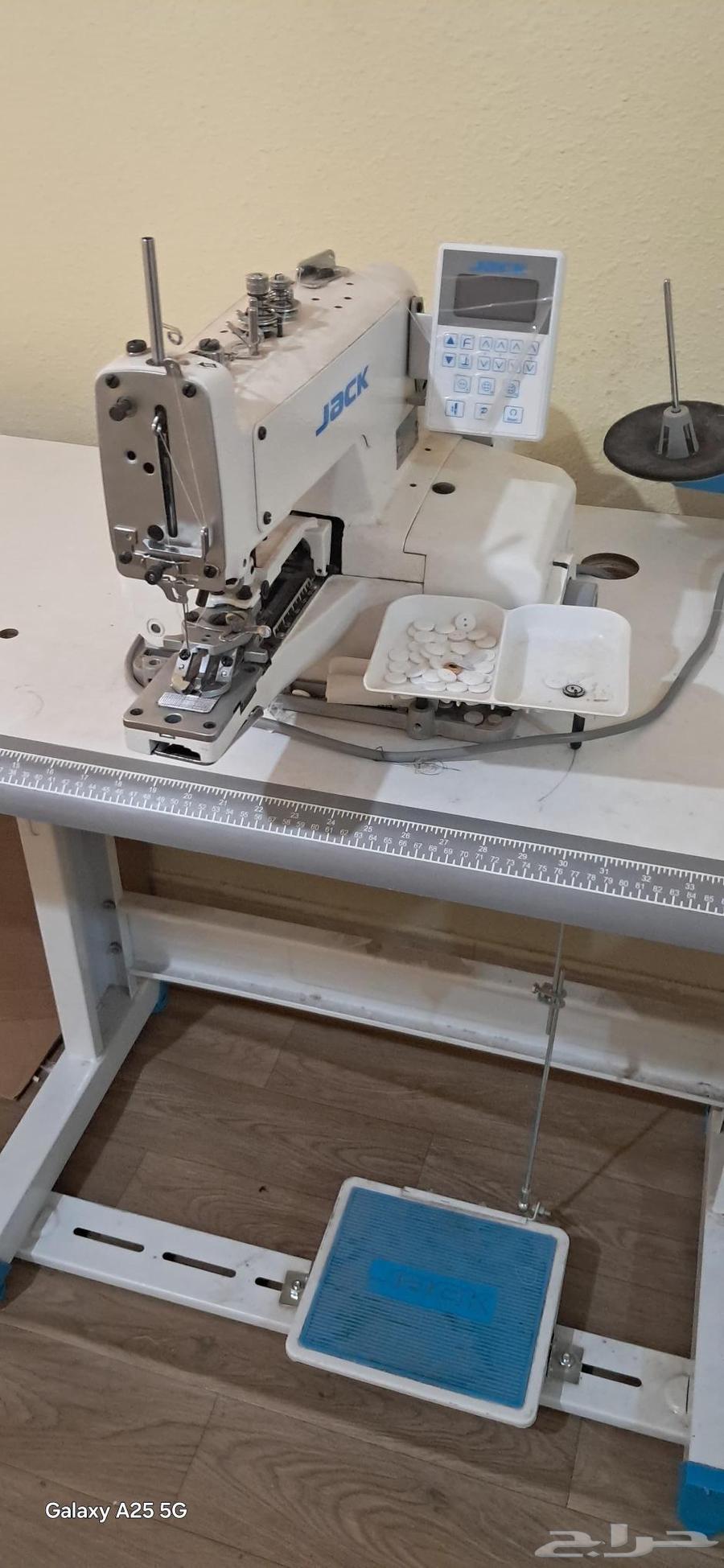 Kaaj   Button  press machines64520346808961114