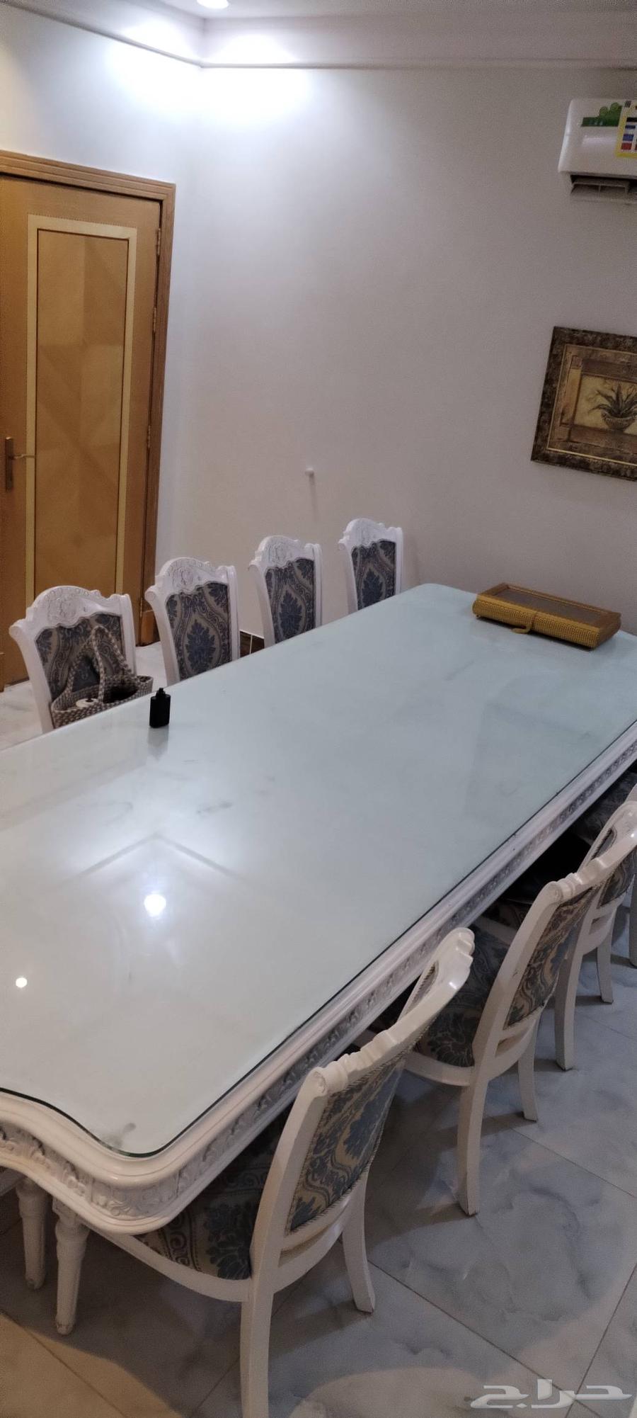 طاولة طعام ملكية ب 12 كرسي64529150839170112