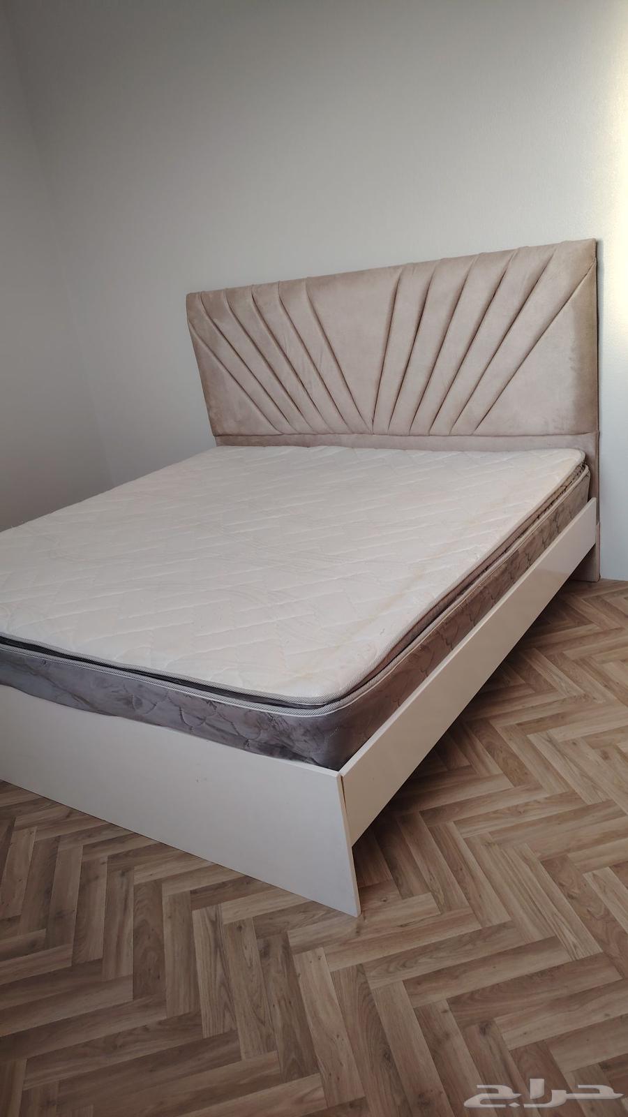 We have all types of beds available for delivery64527614434689111