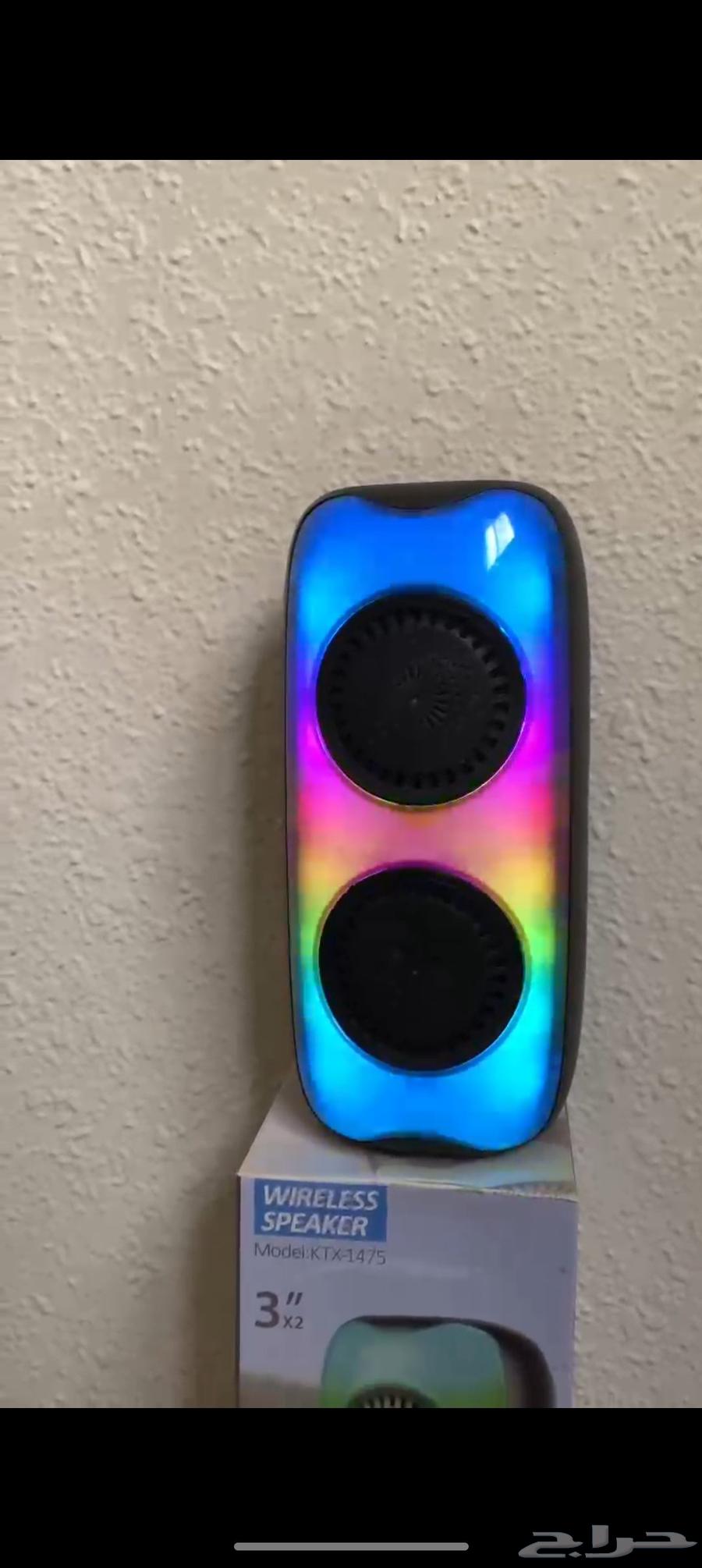 سماعة بلوتوث بإضاءة ملونة تشغيل فلاشة وكرت ميموري وبلوتوث صو64528464708993110