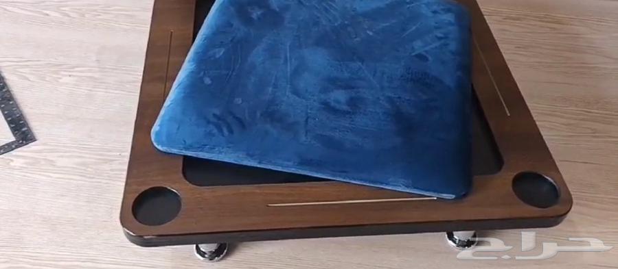 Jacquard and Backgammon Table64528623140995110