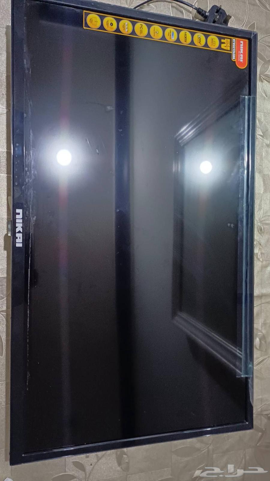 شاشة تلفزيون 32 بوصة وشاشة 43 بوصة للبيع64533832444545110