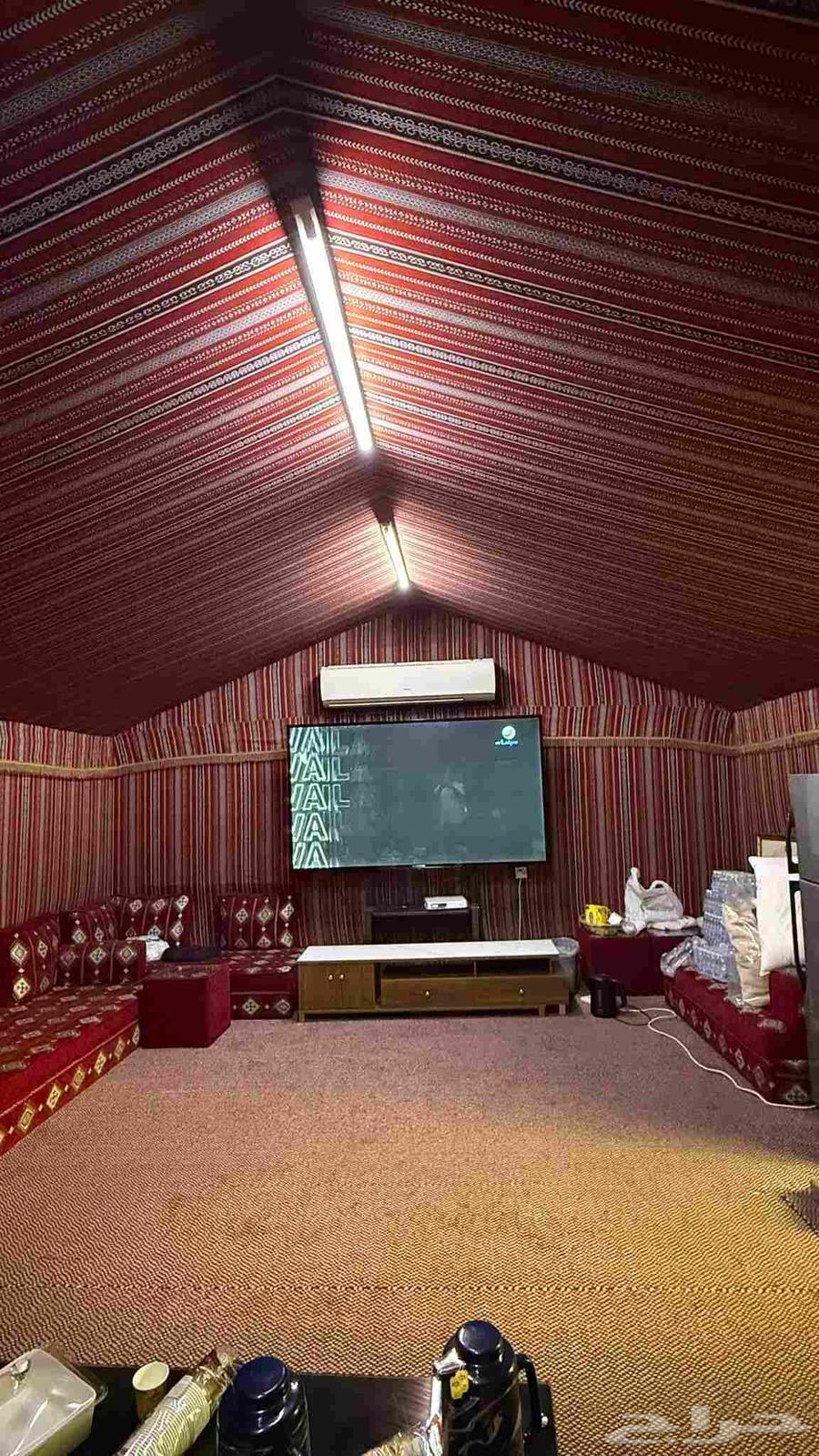 Tent without sofa, refrigerator, screen, and air conditioner64534887250945113