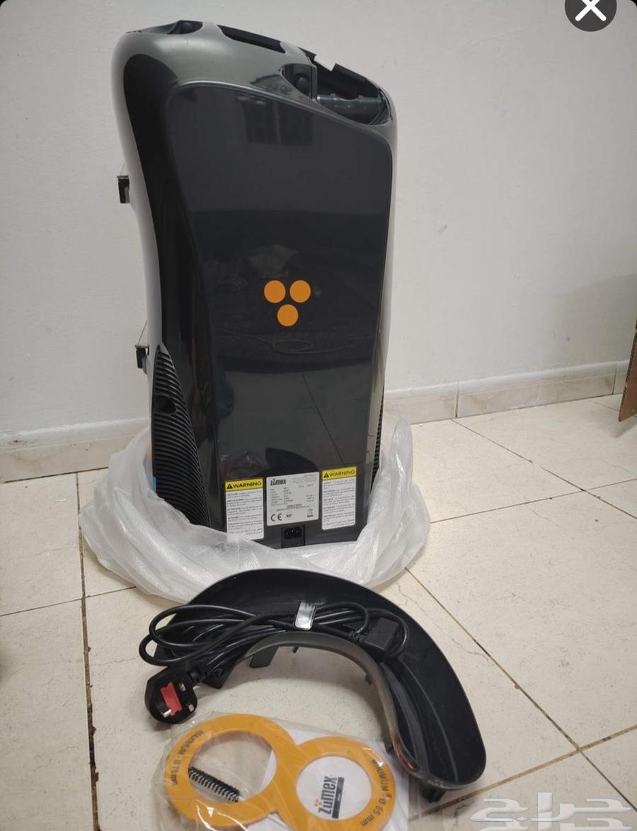 عصارة برتقال zumex جديدة بالكرتون64533018381442112