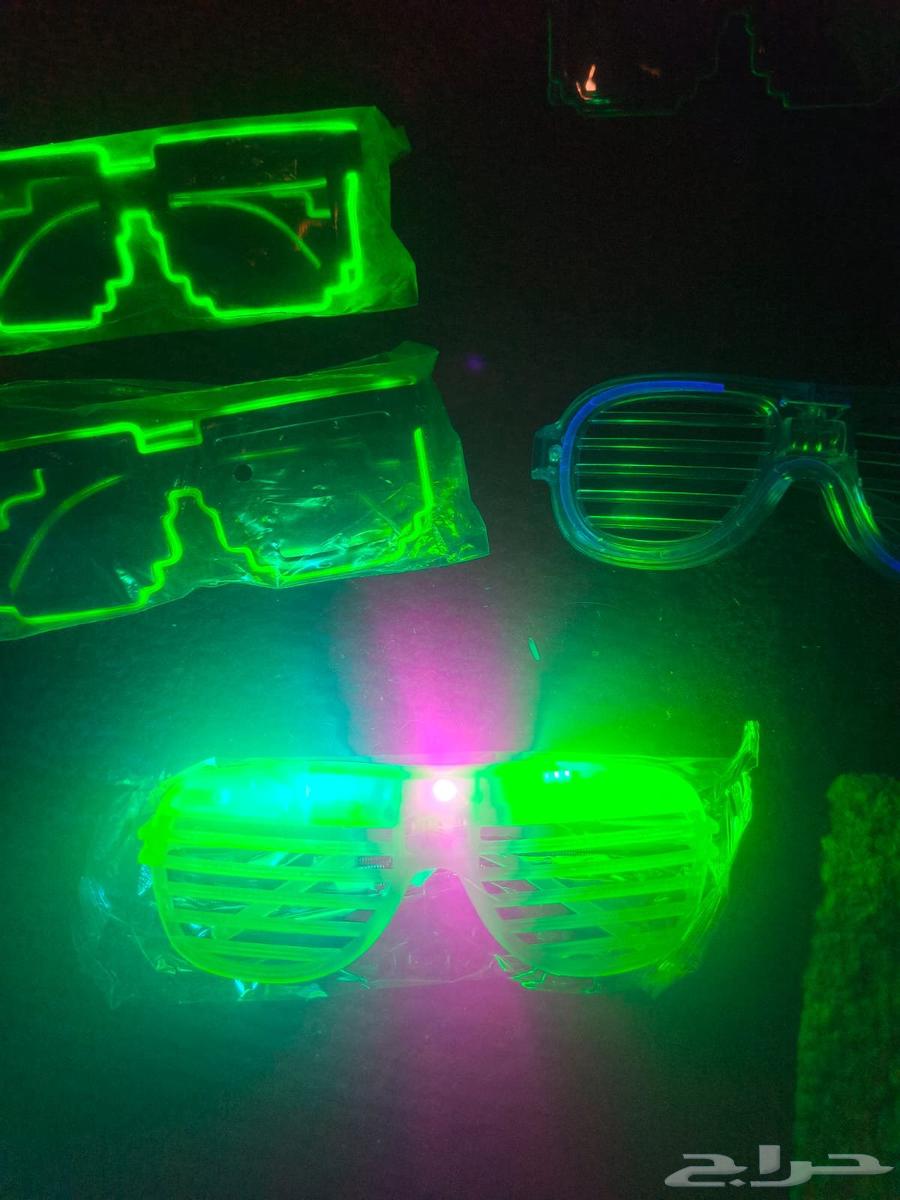 اعلام عيد الوطني64531040161025111