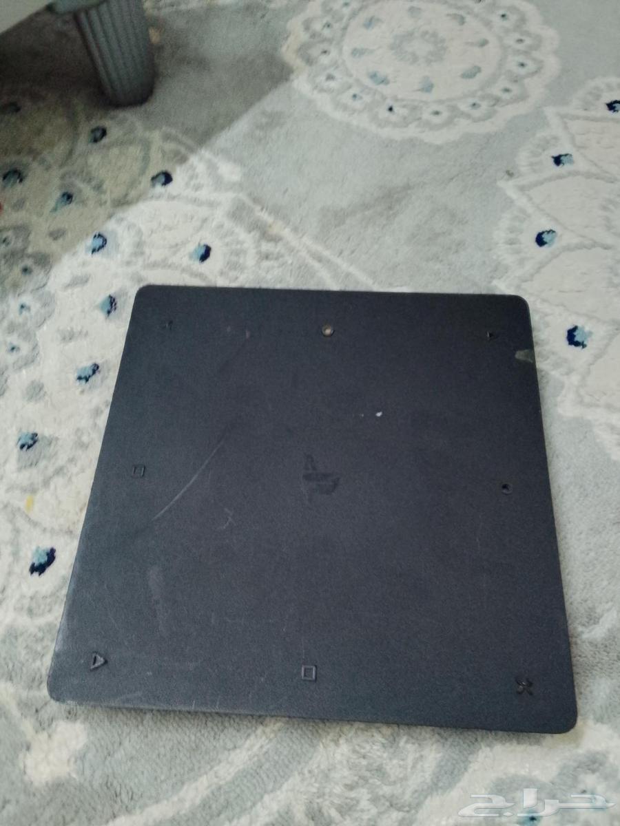 PlayStation 4 for sale, clean and I'll format it for you free with controller and cable64534761641345114