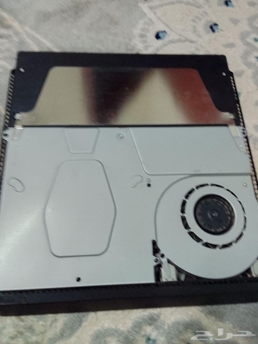 PlayStation 4 for sale, clean and I'll format it for you free with controller and cable64534761641345112