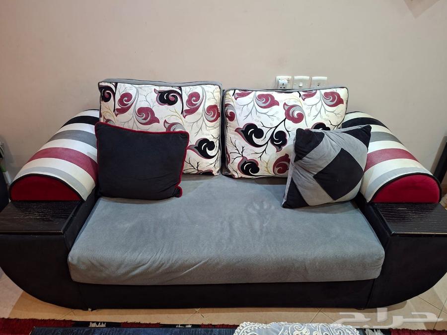 كنب للبيع64531702994690112