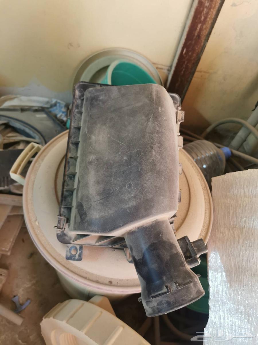 2007 Marquis Parts (Fender) (Emissions Pipes) (Air Filter Housing) (Leather Patches) (Vacuum Cleaner)64533422265730112