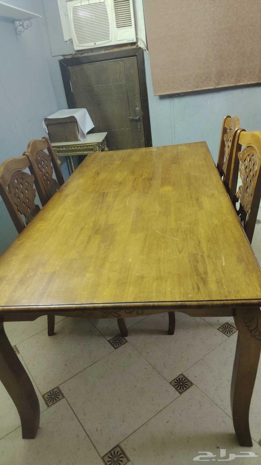 طاولة سفره كبيره64532804754946111