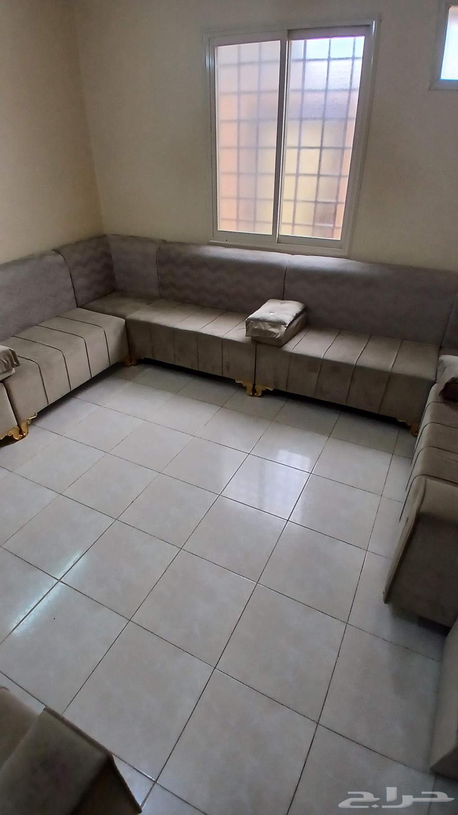 كنب للبيع ب 40064523090514563110