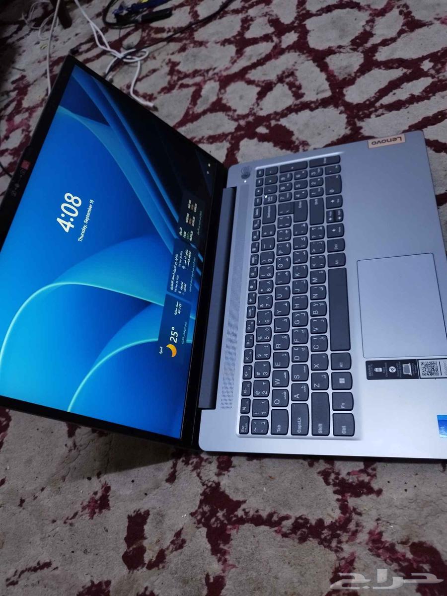 لابتوب لينوفو بحاله ممتازه سارى الضمان بالفاتوره والملحقات64528153809410110