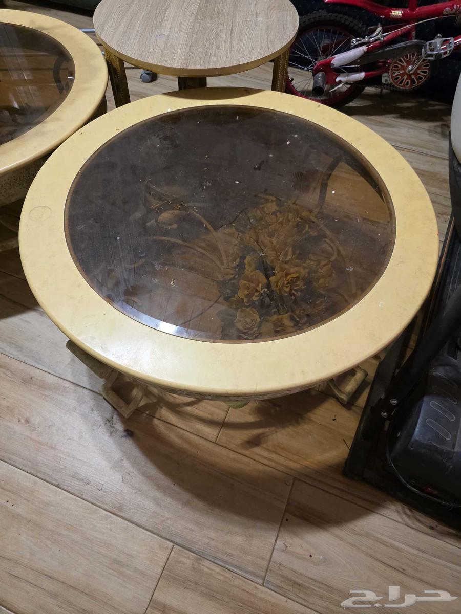 طاولات زجاجية دائريه ثقيله64529840476034113