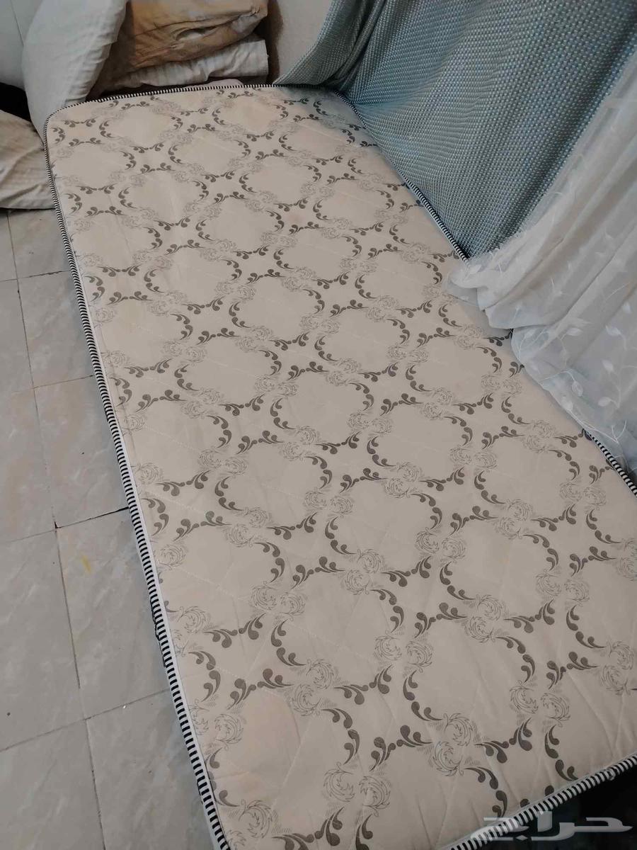 Single bed with mattress or bedding, one year use64532099982723111