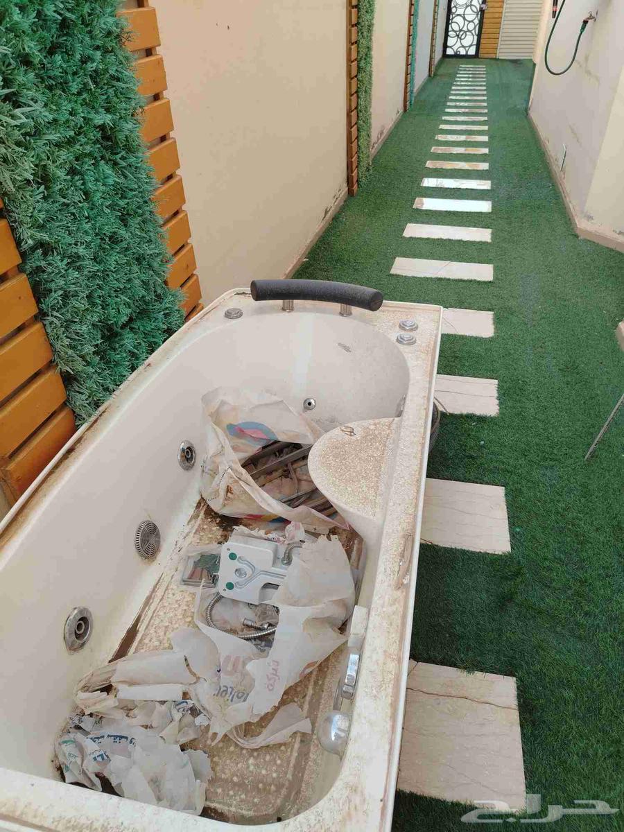 New Jacuzzi used 4 times64532903647619110