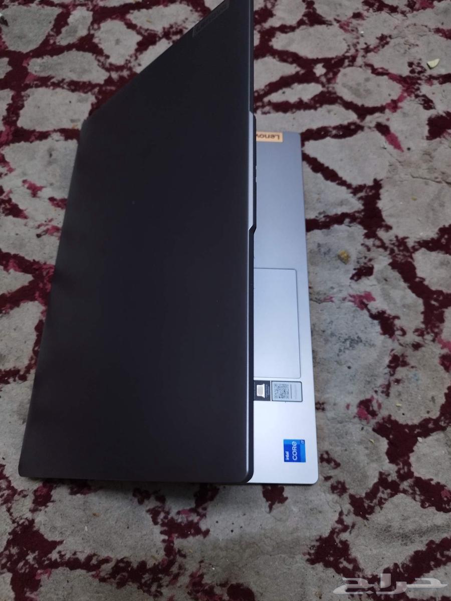 لابتوب لينوفو بحاله ممتازه سارى الضمان بالفاتوره والملحقات64528153809410111