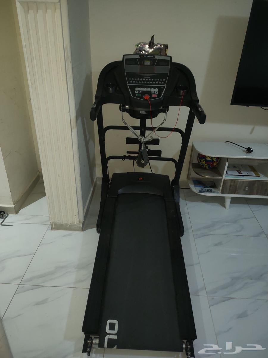 آلة سير مستخدمه نظيفة سعر البيع 800 ريال الموقع جده64534014826755111