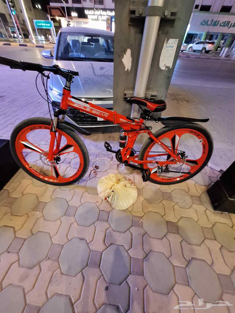 يُباع هذا الدراجة البالغ طولها 26 بوصة، جديدة بالكامل.64534873121155112