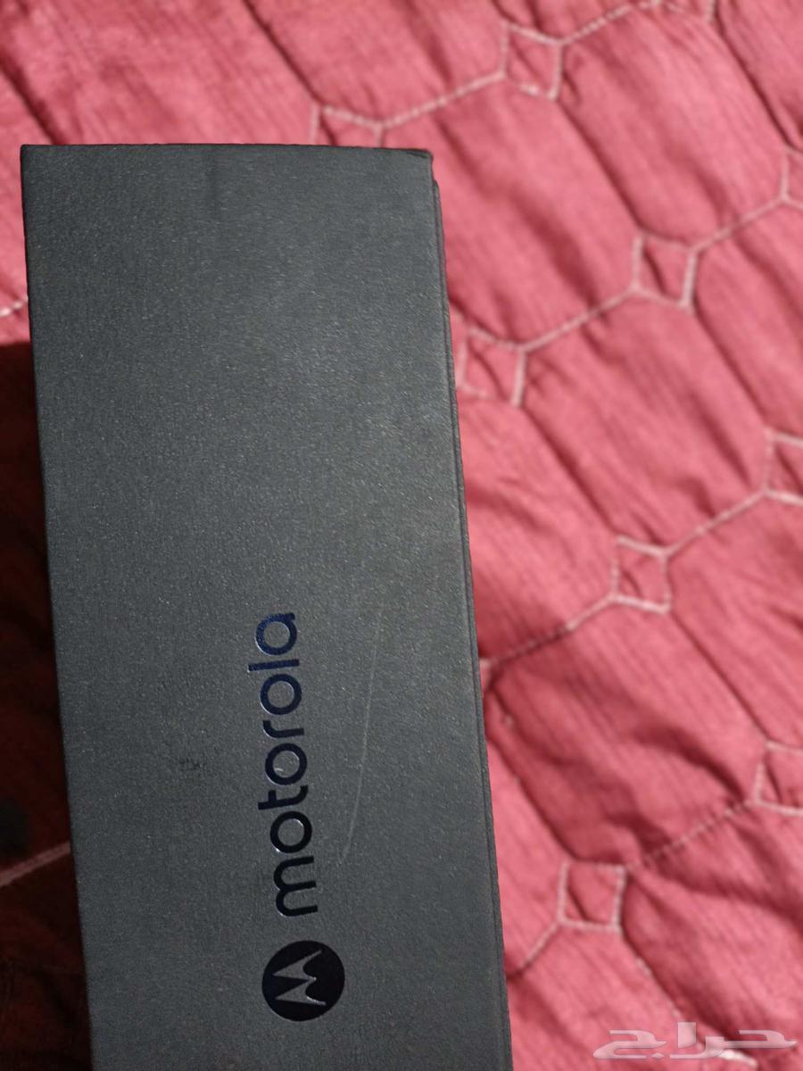 جوال موتورلا رازر 60 الترا لون ذهبى مميز جديد لم يفك الكرتون64533804103169111