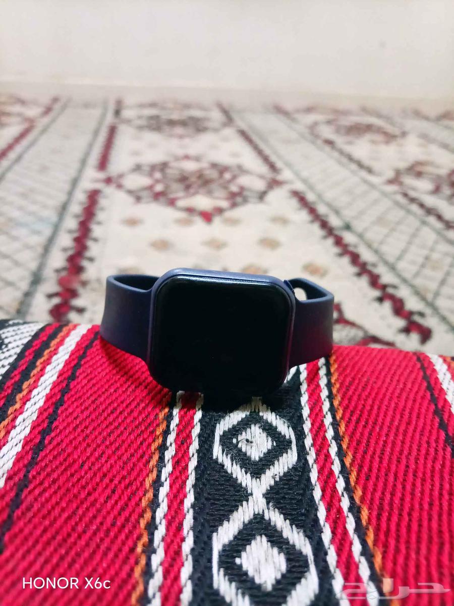 ساعه ذكيه من غير اي عيوب يوجد هناك توصيل او انت تستلمها64532226975619110