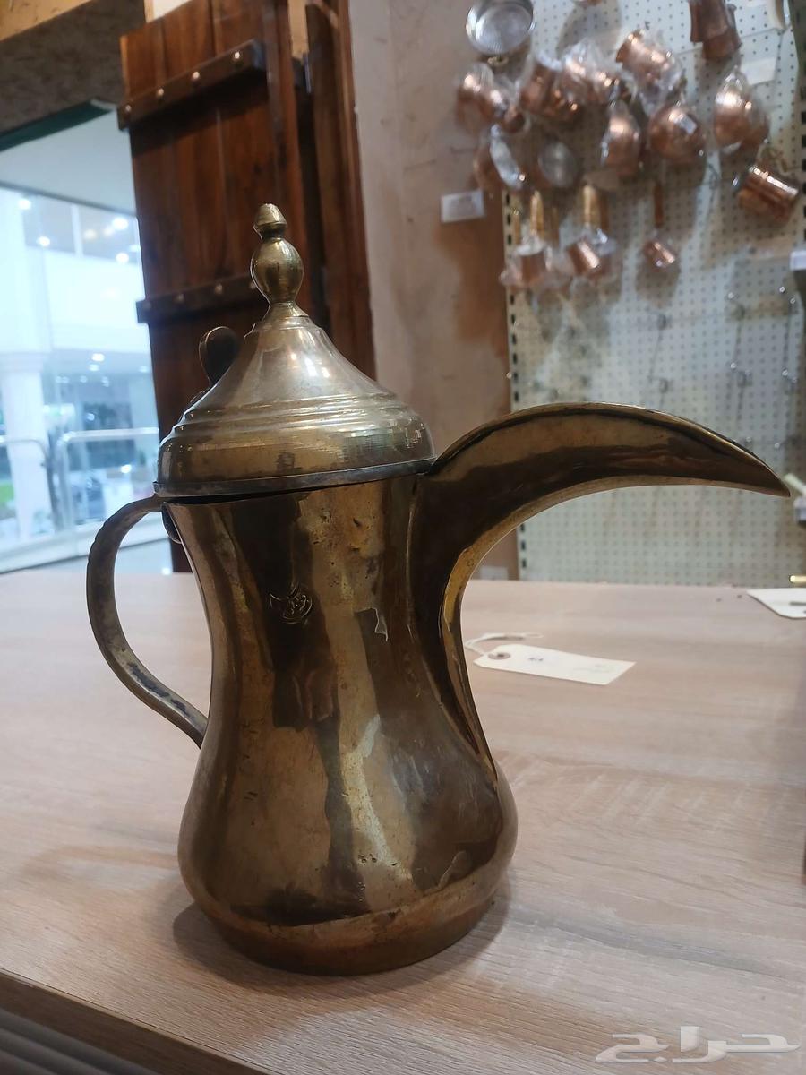 دله بغداديه عليها ختم لعشاق الدلال64531533134594111