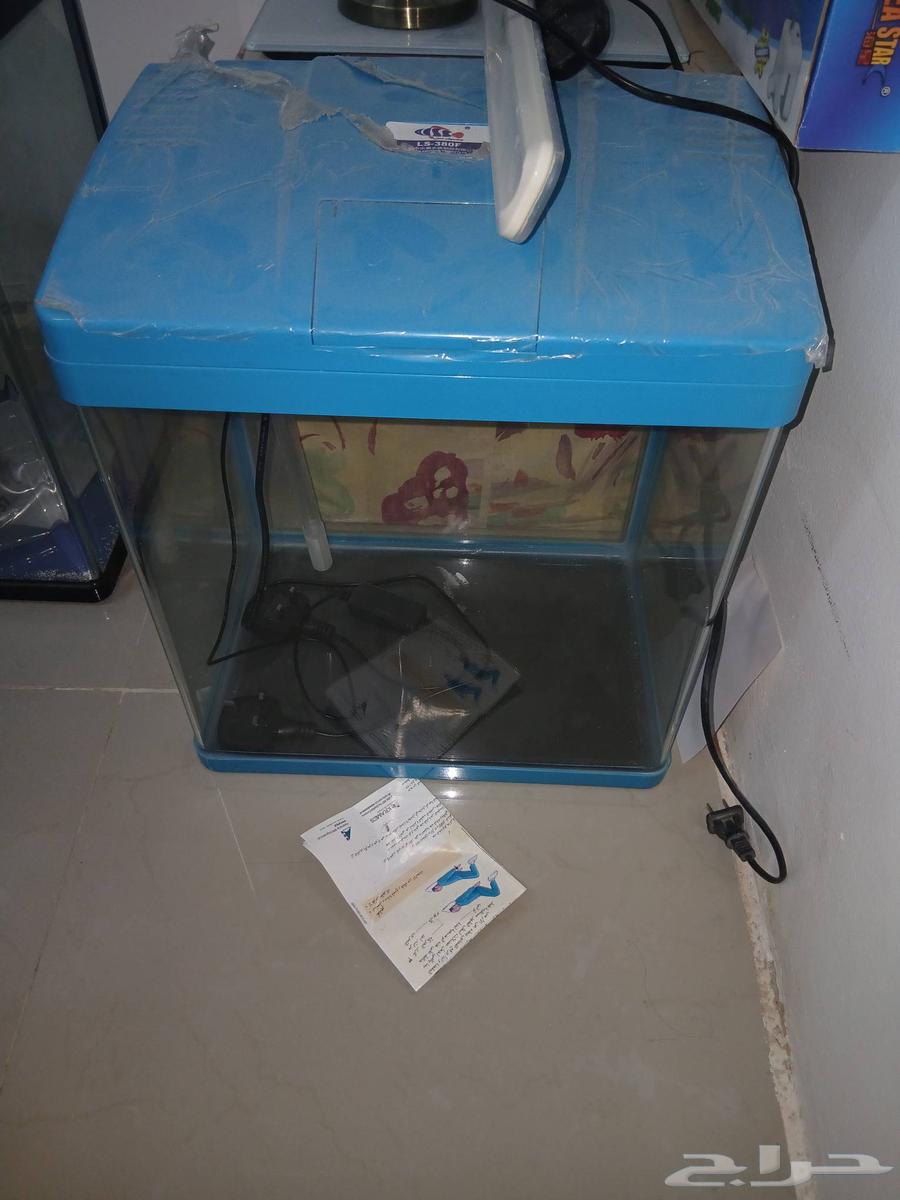 حوضين سمك واحد كبير والثاني وسط جديد بالورق64529896645889111