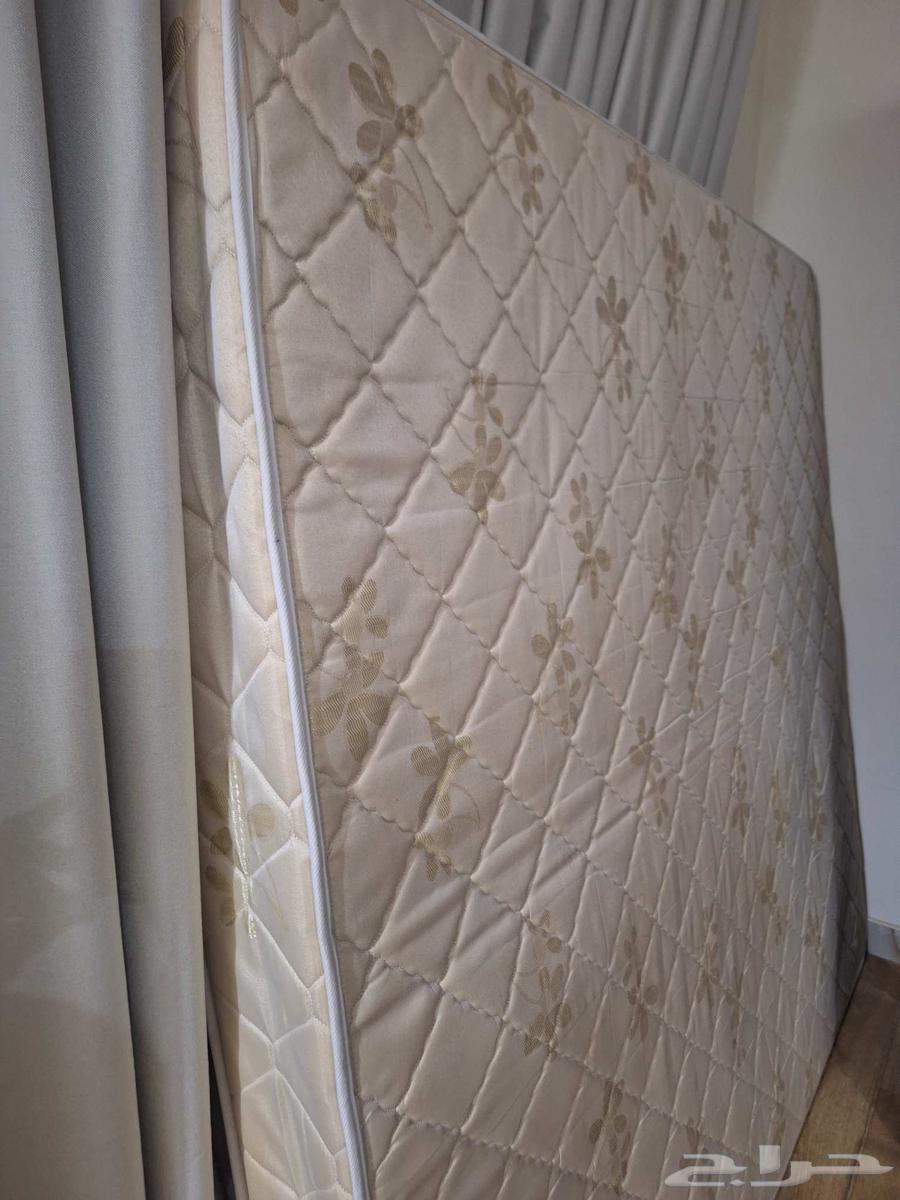 مرتبة للبيع64530670227202110