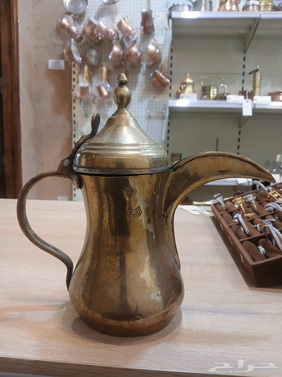 دله بغداديه عليها ختم لعشاق الدلال64531533134594110