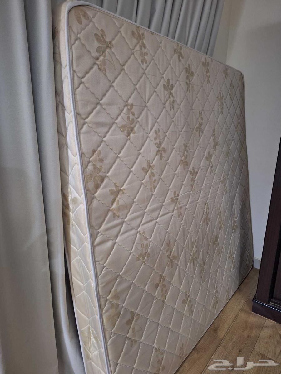 مرتبة للبيع64530670227202111