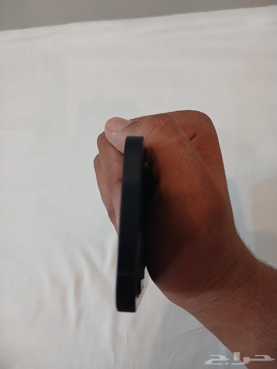 iPhone 1264527720174979113