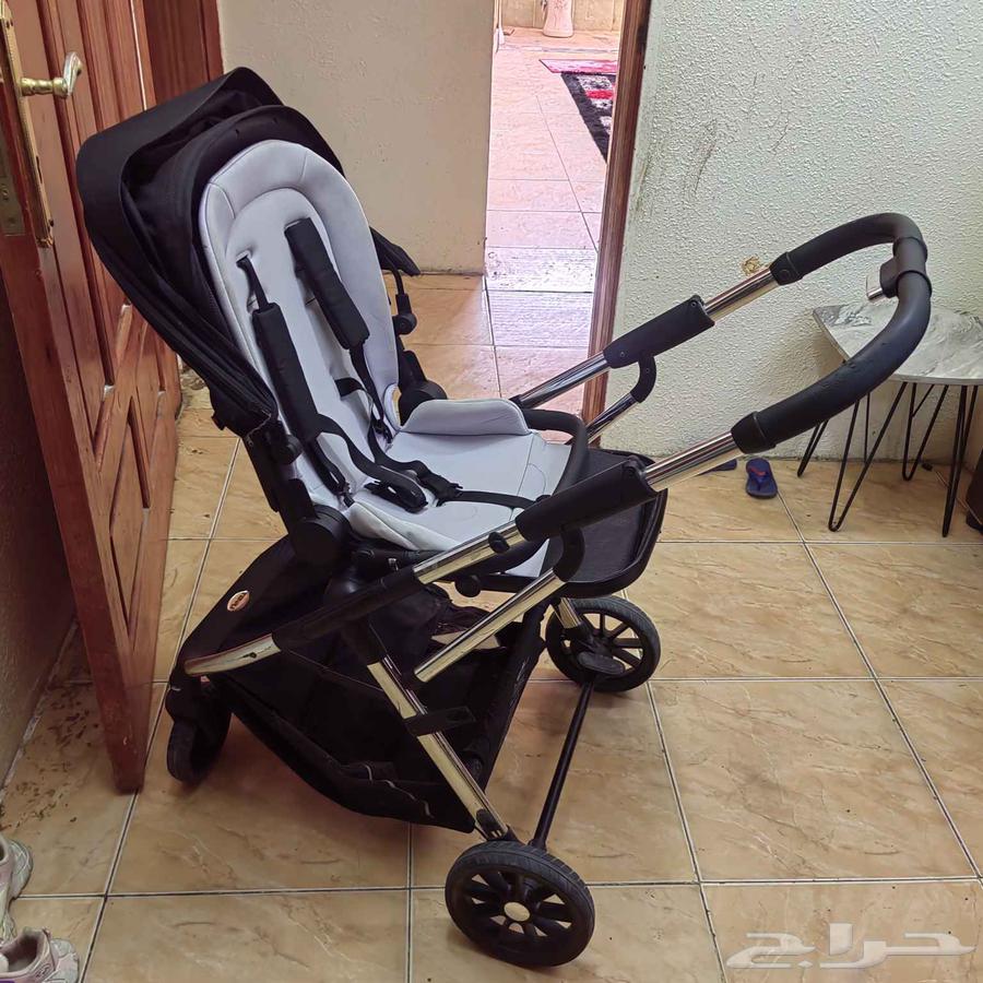 Has 11 kg full automatic washing machine in excellent condition, no issues64529562389633112