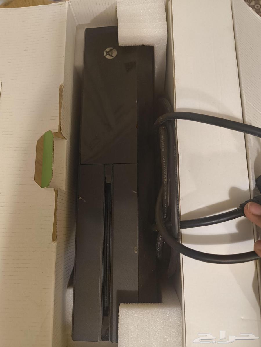 Xbox one 1 TB I uprated the stroge to 1TB64531830663553111