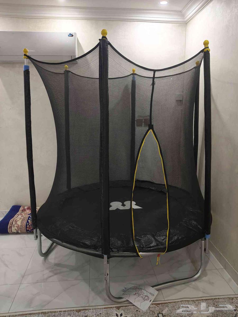 اللعاب وخردوات للبيع64532705807362110