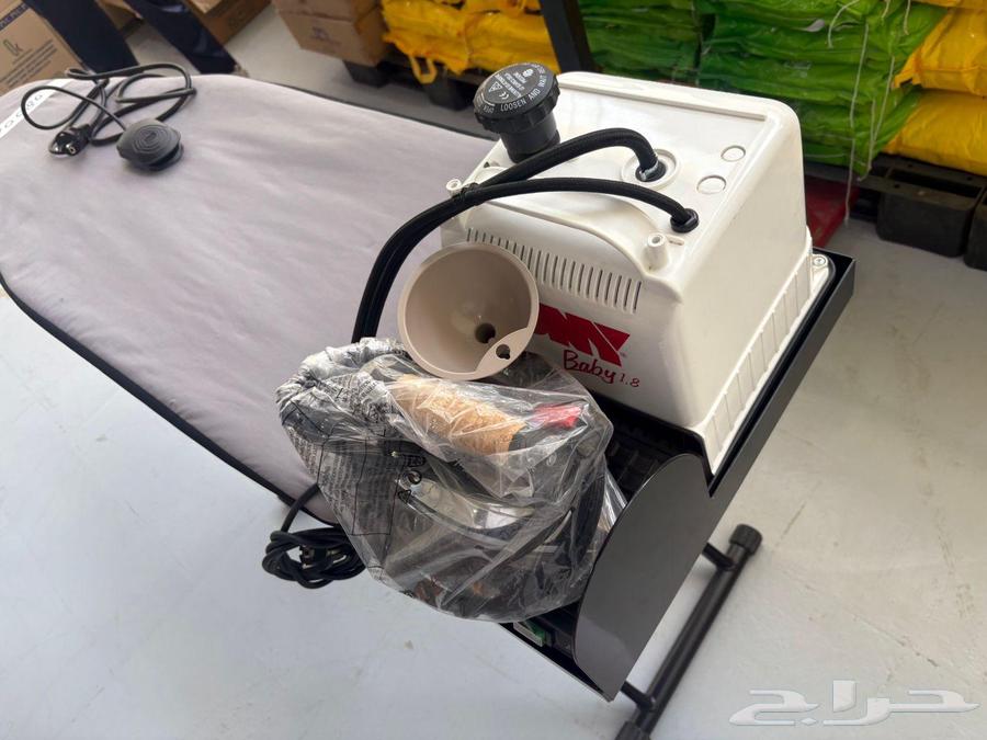 للبيع طاولة كوي نرفة مع بولر بحجم 3 لتر إيطالي64529362818561111