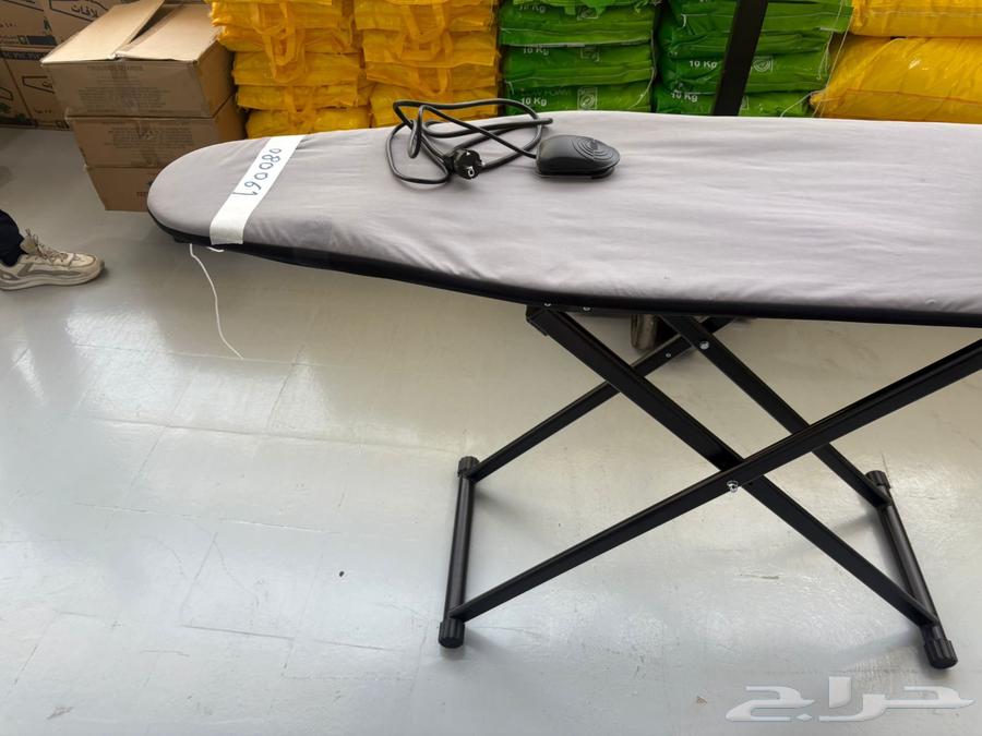 للبيع طاولة كوي نرفة مع بولر بحجم 3 لتر إيطالي64529362818561113