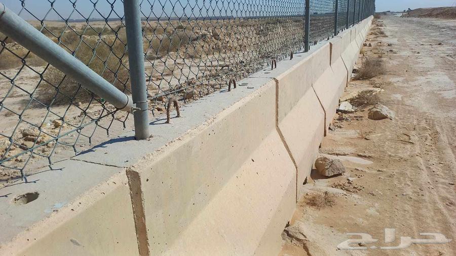 توريد حواجز خرسانيه مستخدمه وجديد نوجرسي64532621442433111